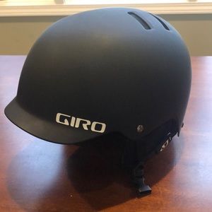 Giro Adult Large Vented Ski Helmet
